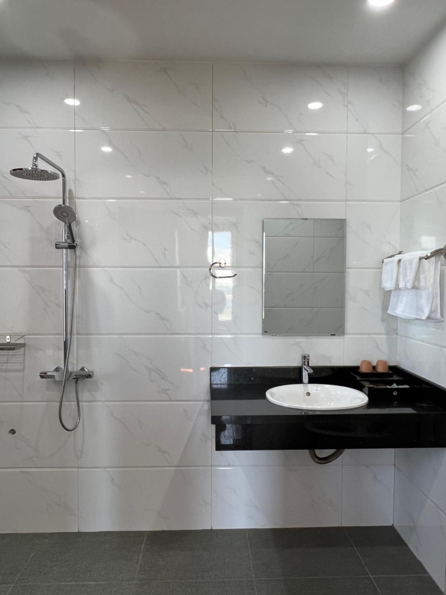 Doan Gia Luxury House Aparthotel Pleiku Exterior photo